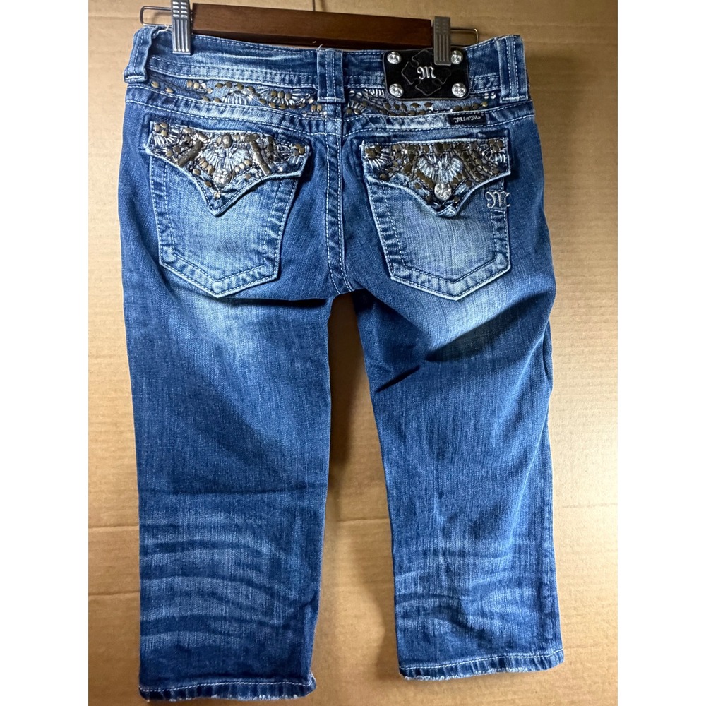 Miss Me Crop Jeans Womens 27 Blue Embellished Flap Pocket Mid Rise Deni JE5427C2